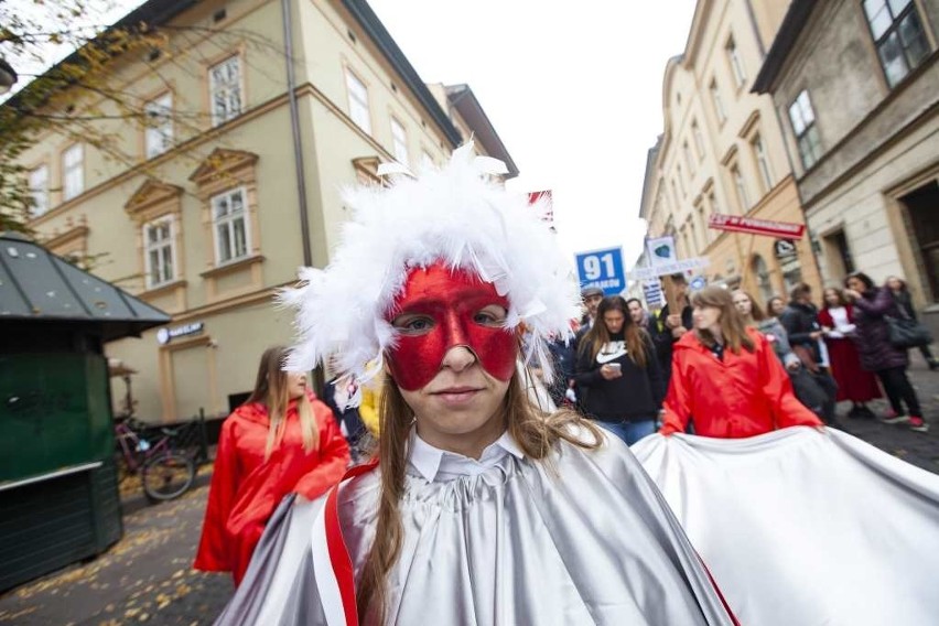 Tysiące uczniów zjechało do Krakowa [ZDJĘCIA]