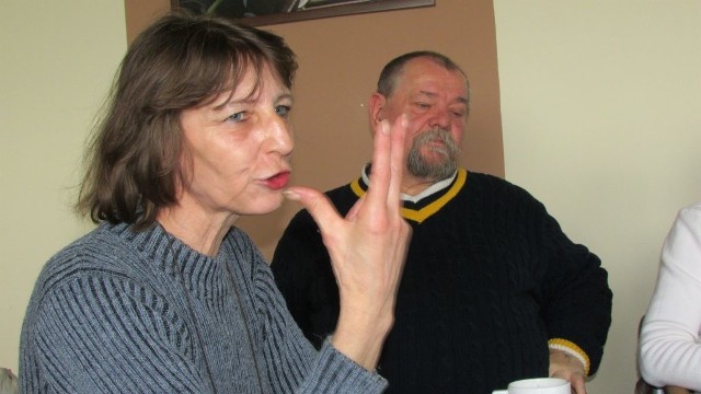 Barbara Jankowska, szefowa koła hafciarskiego przy TOK zabrała głos na spotkaniu