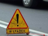 Na autostradzie A4 w ciężarówce strzeliła opona. Pojazd zablokował szybki pas