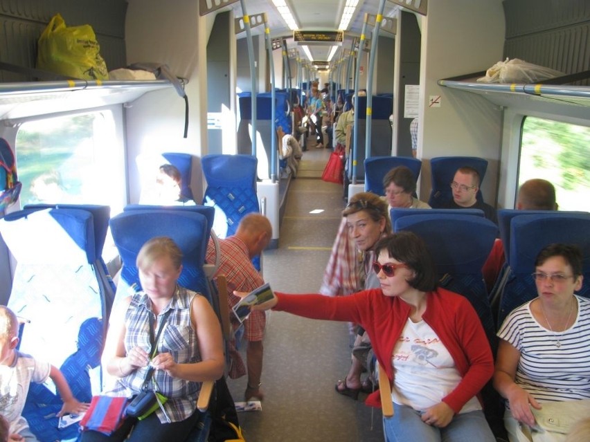 Koleje Śląskie zabrały niepełnosprawnych na wycieczkę do...