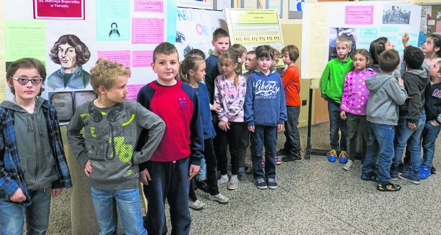 Na swoich ulubionych nauczycieli głosować mogą ich uczniowie, rodzice, dziadkowie, a także absolwenci, którzy dobrze ich wspominają.  Plebiscytowi patronuje Piotr Całbecki, marszałek województwa kujawsko-pomorskiego