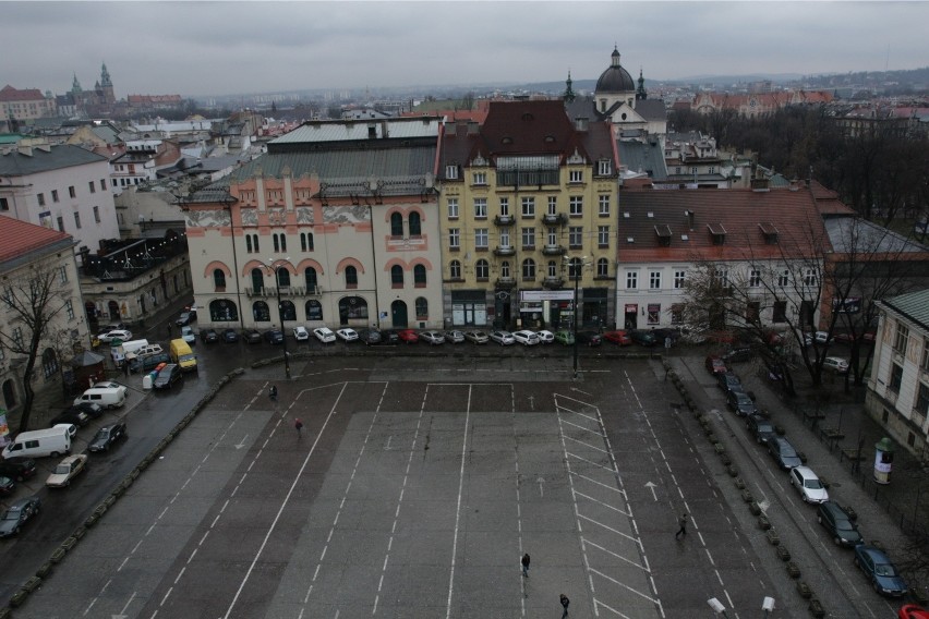 Na likwidację parkingu (plac Szczepański został po jego...