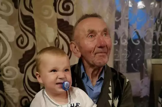 86-letni Julian Michalski zaginął w piątek, 22 października. Policja oraz rodzina proszą o jakiekolwiek informacje dotyczące mężczyzny.