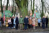 Odsłonięcie tablic edukacyjnych przy Dębie Pamięci w Inowrocławiu [zdjęcia]