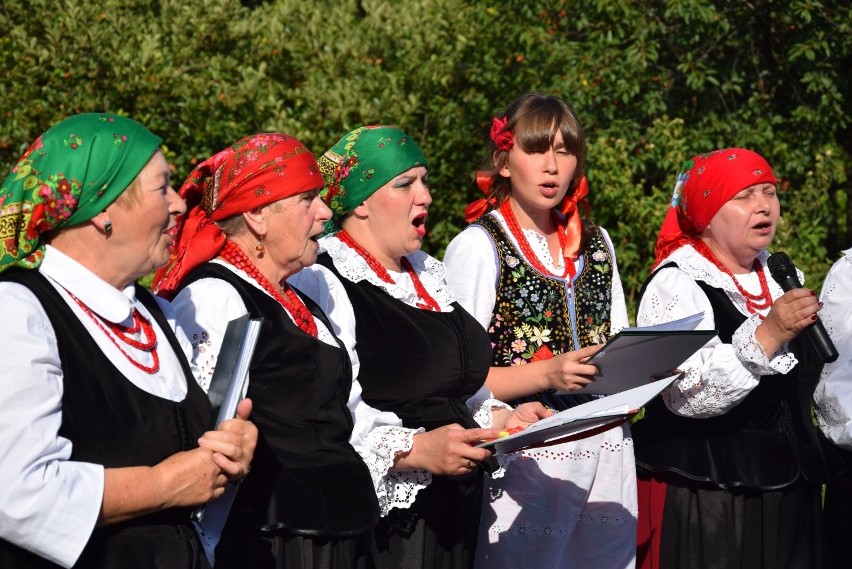 Godka w gminie Krzeszowice. Dziadkowie oraz  babcie będą uczyły młodych gadać po dawnemu [ZDJĘCIA]