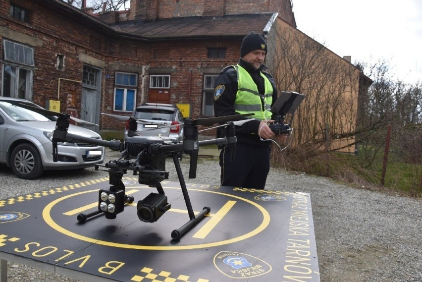 Tak prezentuje się dron Straży Miejskiej w Tarnowie. Ale tam...