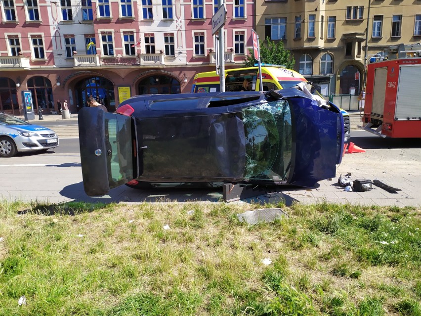 Z ustaleń policji wynika, że kierujący samochodem był...