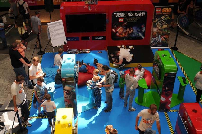 Gwiezdne wojny z klocków Lego w centrum Krakowa [ZDJĘCIA]