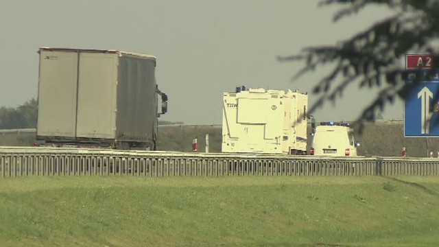 Konwój z niemiecką pomocą humanitarną zmierza przez terytorium Polski na Ukrainę