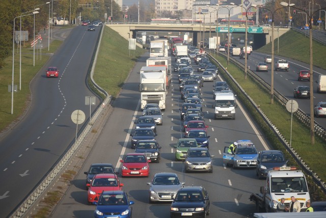 Szczegółowe dane w poszczególnych kategoriach rankingu znajdują się na infografikach, które można zobaczyć w naszej galerii: