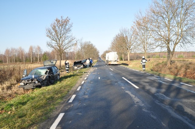 Wypadek na drodze wojewódzkiej nr 835 pomiędzy Korczowem a Majdanem Nowym