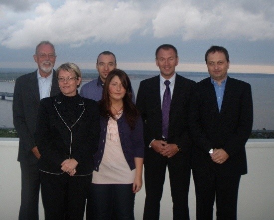 Uczestnicy sympozjum nad Wołgą (od lewej) Hans H. Hansen prezydent FUEV, Martin Dzingel Czechy), Norbert Rasch, dr Koloman Brenner (Węgry) oraz Renate Trischler (Chorwacja) i Anita Foit.