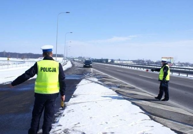 Do tej pory, w świąteczny weekend policjanci zatrzymali 41 nietrzeźwych kierowców.