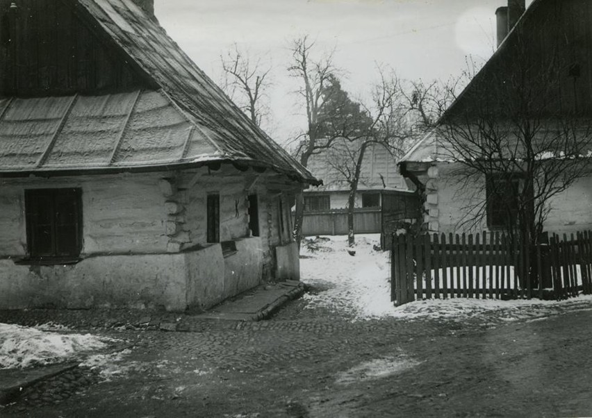 Jak kiedyś mieszkańcy Oświęcimia spędzali zimę w mieście [ARCHIWALNE ZDJĘCIA]