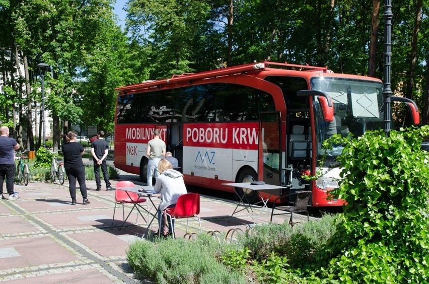 Liczne zbiórki krwi w regionie radomskim. Regionalne Centrum apeluje o jej oddawanie