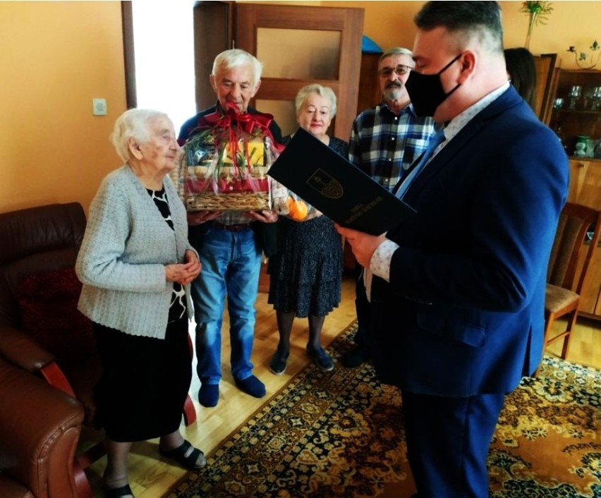 Pani Bronisława ze Skarżyska Kościelnego obchodziła 101 urodziny (ZDJĘCIA)