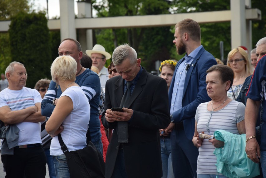 Premier Morawiecki w Zawierciu na spotkaniu wyborczym
