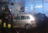 Pociąg uderzył w auto na przejeździe kolejowym w powiecie świebodzińskim