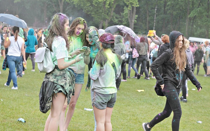 Kolorowa radość czyli Festiwal Kolorów w Krakowie [ZDJĘCIA, WIDEO]