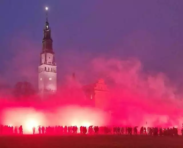 Kibice z całej Polski spotkali się na pielgrzymce na Jasnej Górze. Byli tez fani świętokrzyskich drużyn.