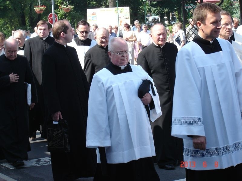 - To historyczny dzień dla naszego kościoła, parafii i...