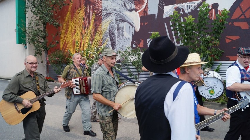 W Kamyku pod Częstochową trwa Festiwal Kapel Podwórkowych