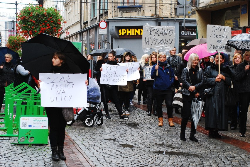 Czarny protest w Bytomiu ZDJĘCIA + WIDEO