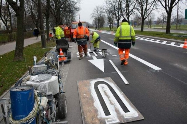 Utrudnienia na ul. Branickiego. Będą malowali pasy