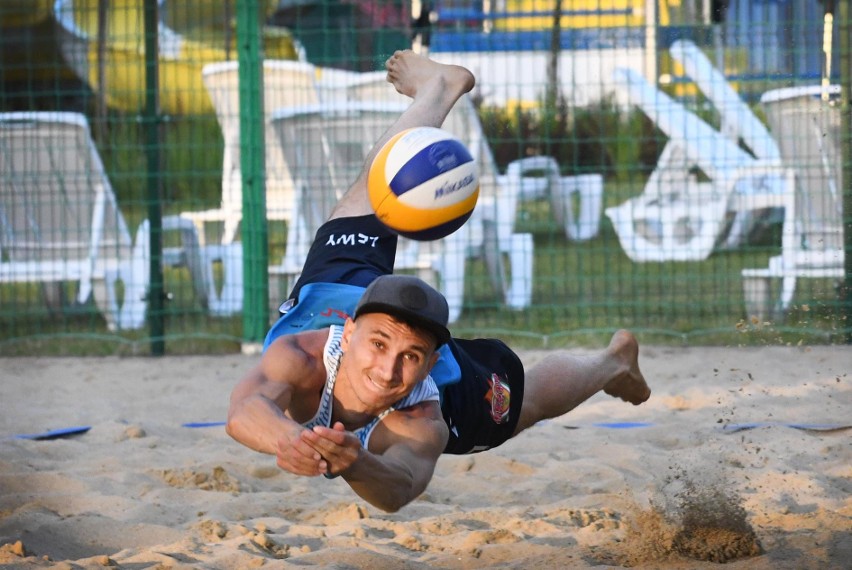 Walczyli w Świdniku w turnieju siatkówki plażowej - Park Avia Beach Volleyball. Zobacz zdjęcia 