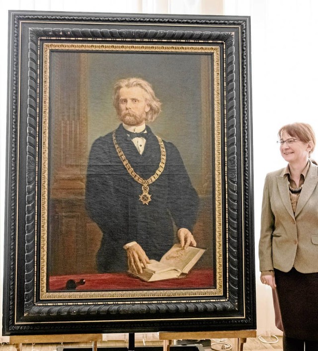 Obraz Jana Matejki prezentowali m.in. dyrektor MNK Andrzej Betlej oraz Marta Kłak-Ambrożkiewicz. Dzieło zostało kupione przez prywatnego nabywcę za 280 tys. euro