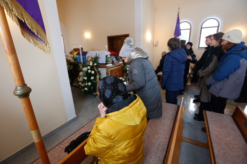 Ostatnia droga Janusza "Kozaka" Szeremety, który zginął walcząc o wolność Ukrainy. Uroczystość pogrzebowa odbyła się w Szklarach [ZDJĘCIA]