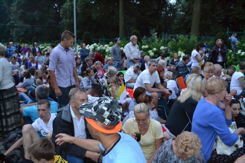 Papież Franciszek w Częstochowie 28 lipca. Pielgrzymi docierają na Jasną Górę [ZDJĘCIA]