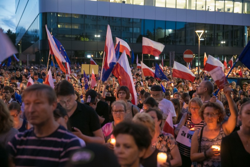 24 lipca 2017. Protest w obronie niezależności sądów na...