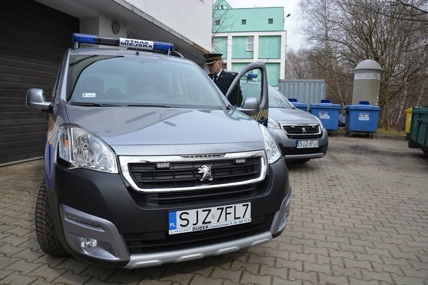 Straż Miejska w Jastrzębiu z dwoma nowymi samochodami