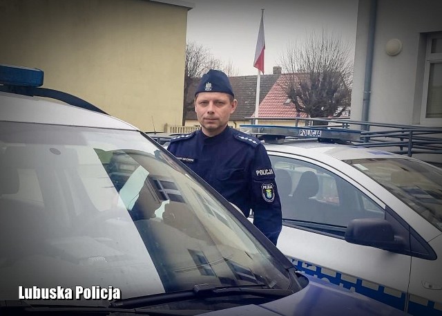 Aspirant sztabowy Marcin Marcinkowski zatrzymał poszukiwanego mężczyznę