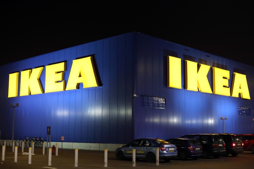 Ikea przymierza się do otwarcia paczkomatów