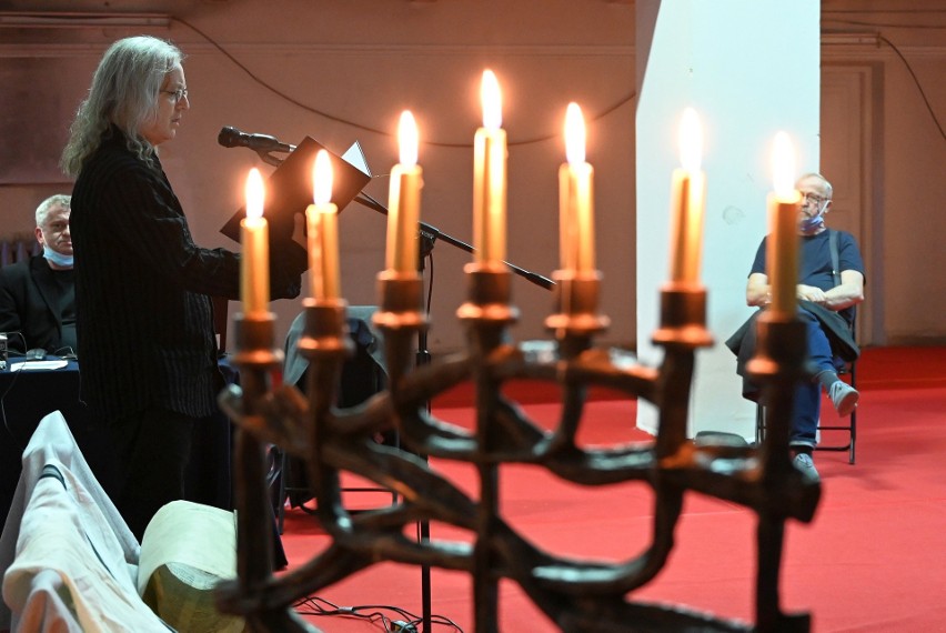 W dawnej kieleckiej synagodze obchodzono początek nowego roku żydowskiego [ZDJĘCIA]