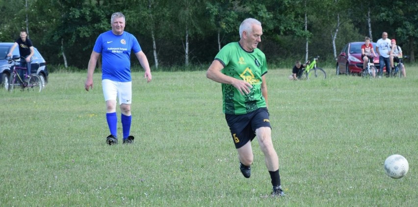 64-letni Andrzej Siwik zapewnił zwycięstwo swojej drużynie w...