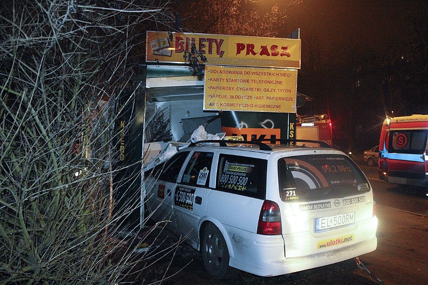 W wypadku taksówki na Lutomierskiej ranne zostały 4 osoby
