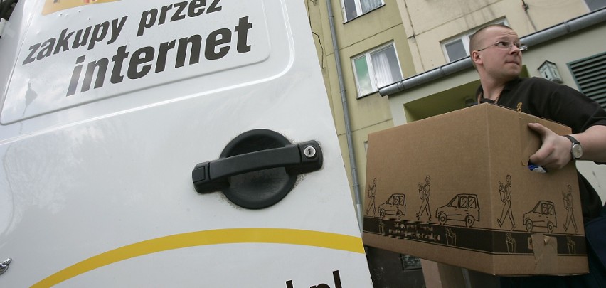 Zakupy spożywcze przez internet. Za niecałe 11 zł - to koszt...