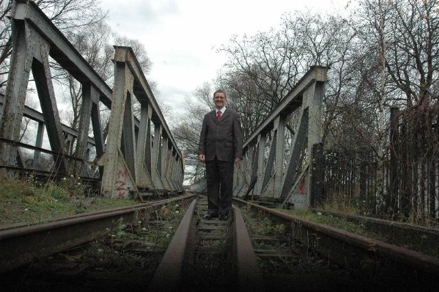 Prezydent Jan Zubowski cche by to głogowianie zadecydowali czy przebudowywać most kolejowy za 16 mln zł