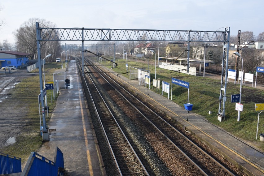 Stacja kolejowa w Piotrowicach