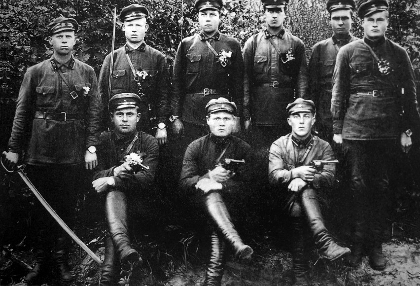Funkcjonariusze NKWD za mordowanie Polaków dostawali...
