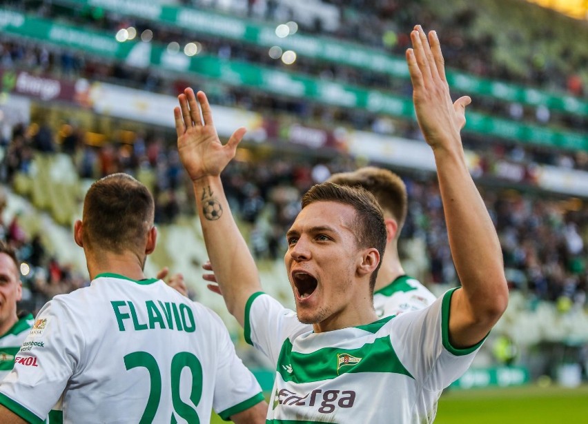 Lechia Gdańsk krok od uratowania. Słaby sezon zakończy się utrzymaniem w Lotto Ekstraklasie?