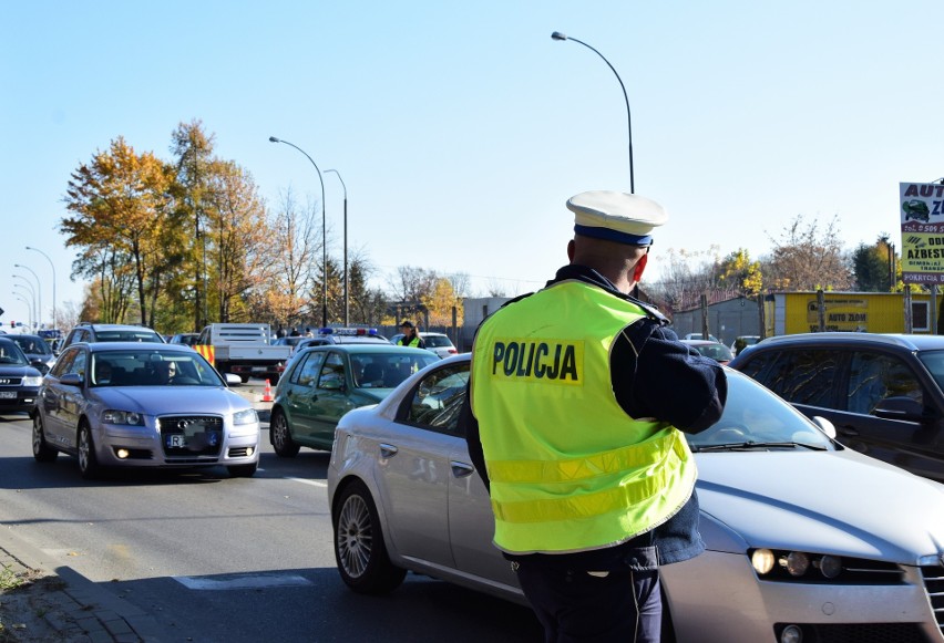 Policja o akcji Znicz: Sporo pijanych i szybkich kierowców na drogach Tarnobrzega i powiatu