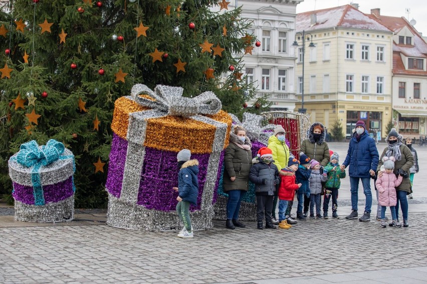 Iluminacje świąteczne na rynku w Bydgoszczy