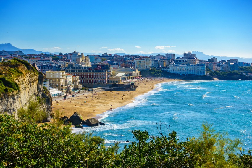 Dawniej Biarritz było ulubionym kurortem europejskich...
