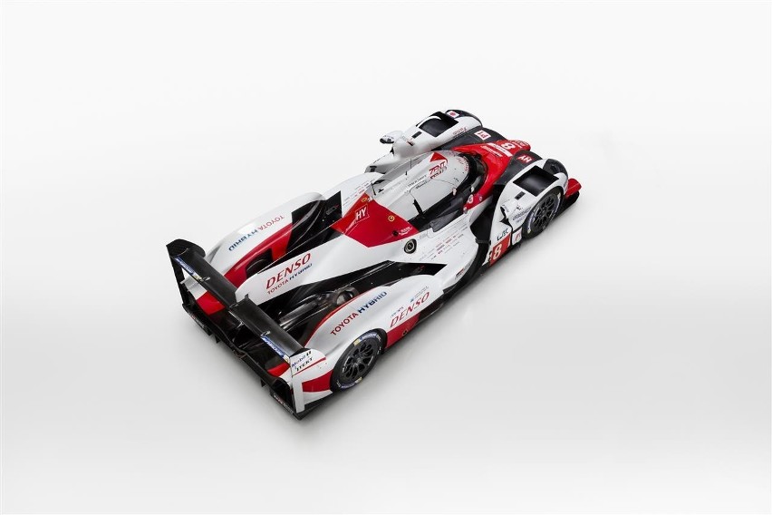 Toyota TS050 Hybrid...