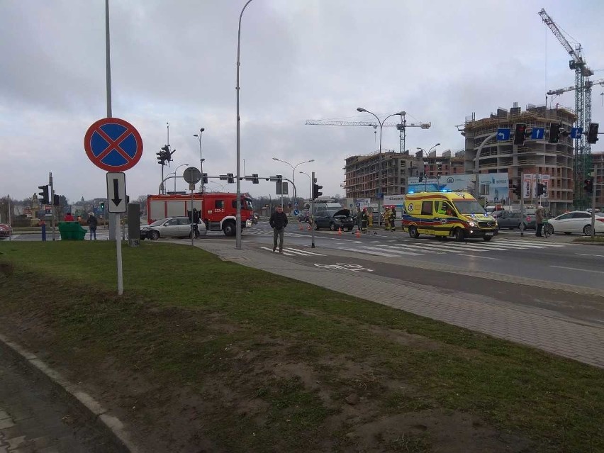 Do stłuczki doszło ok. godz. 6. Ze wstępnych ustaleń policji...