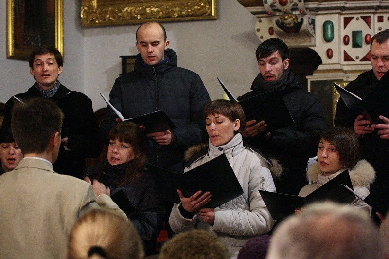 Koncert kolęd w słupskim kościele św. Jacka w wykonaniu chóru z Kaliningradu (fot. Krzysztof Piotrkowski)